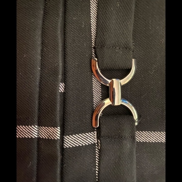 New York & Company Black & White Tailored Stretch Pants Size  6 Good Condition - Picture 6 of 7